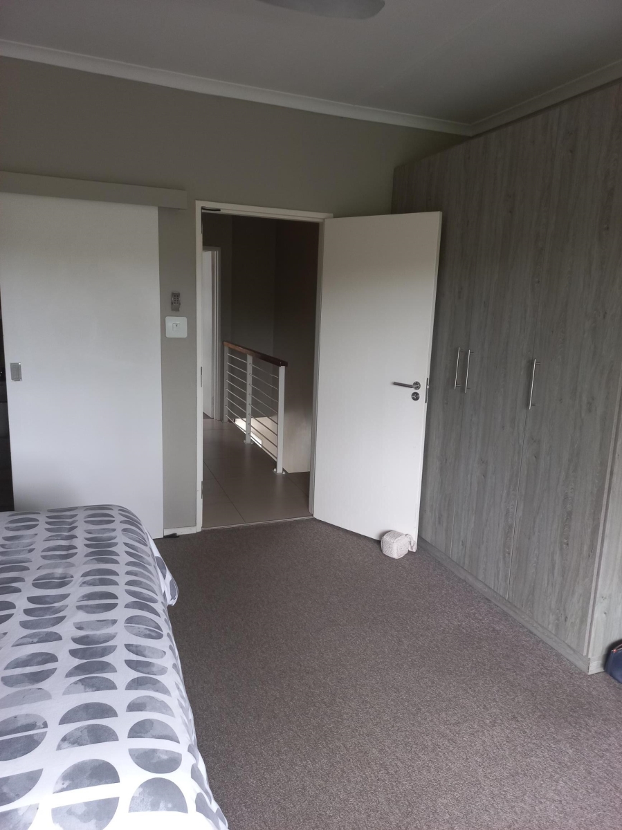 2 Bedroom Property for Sale in Nahoon Valley Park Eastern Cape